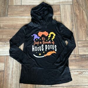 New without tags women’s hocus-pocus black long sleeve hoodie. Size medium.